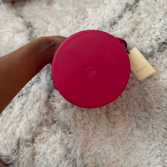 Gucci Pink Monogram Shoulder bucket Bag - Picture 3 of 5